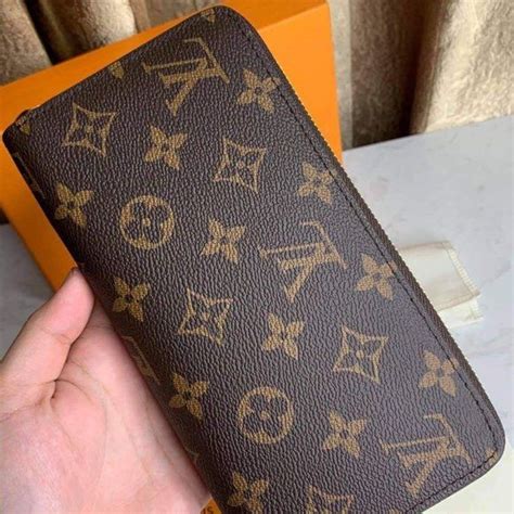 ví nam louis vuitton giá rẻ|bao da Louis Vuitton.